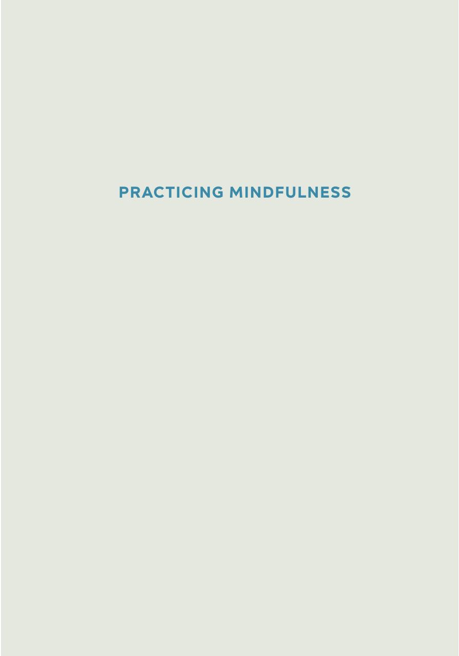 5_PracticingMindfulness_Pages_9781641521710.indd